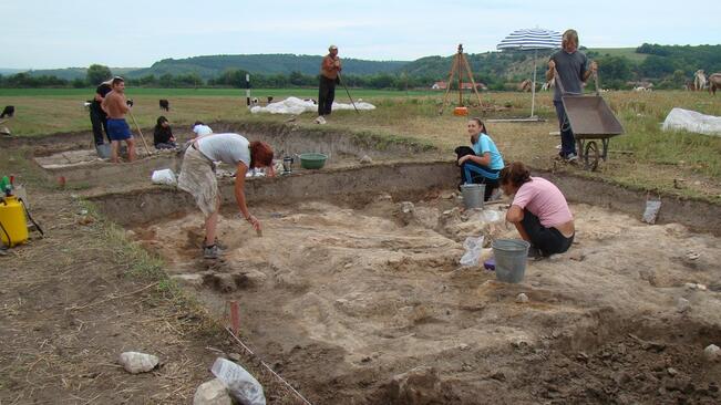 Нови находки на археолозите от Бузовец
