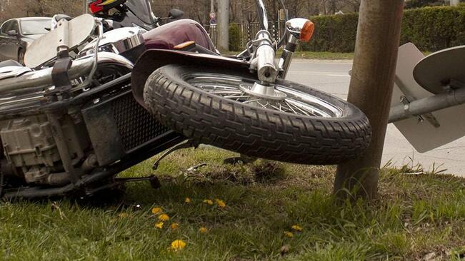 Мотоциклетист пострада заради несъобразена скорост