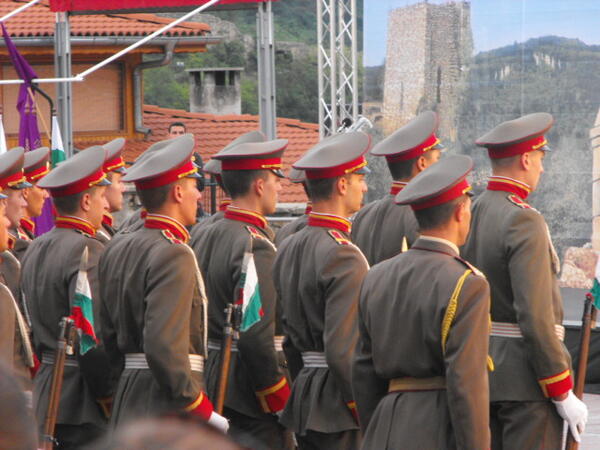 С Парад на Независимостта приключи националният празник в Търново