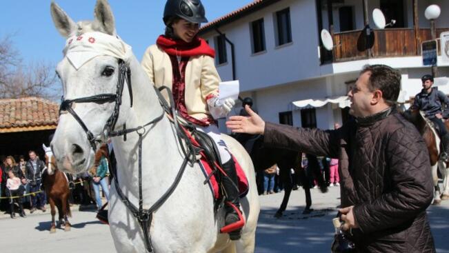 Над 1000 жители и гости присъстваха на честването на Тодоровден в Арбанаси 