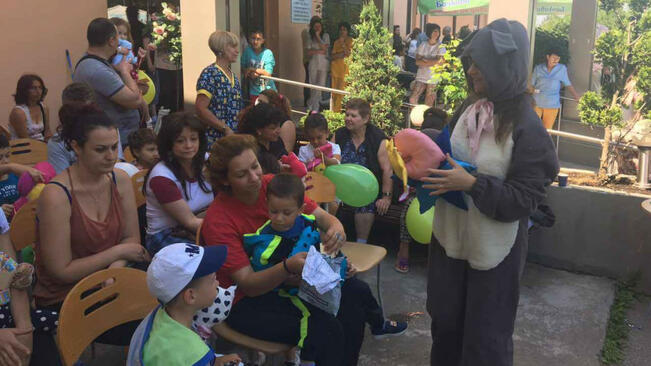 Празник за Деня на детето организираха за малките пациенти в МБАЛ „Авис Медика”-Плевен