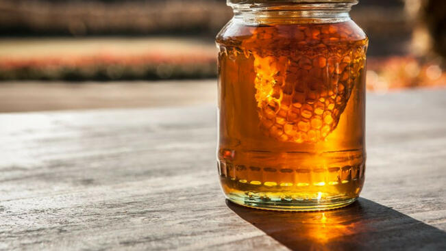 Какво може да се лекува с мед?
