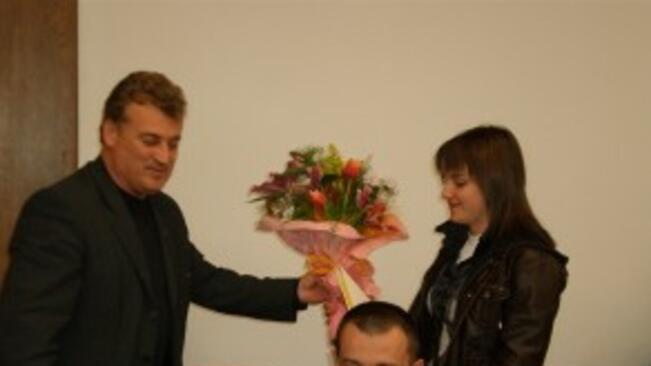 Европейската шампионка по карате Виолета Литовска получи поздрави от кмета