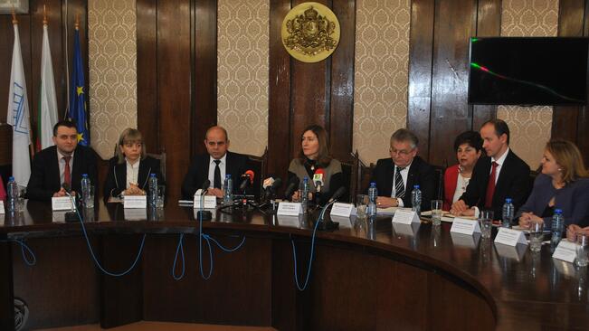 Българо-румънски секретариат ще координира дейностите по Дунавската стратегия в Русе