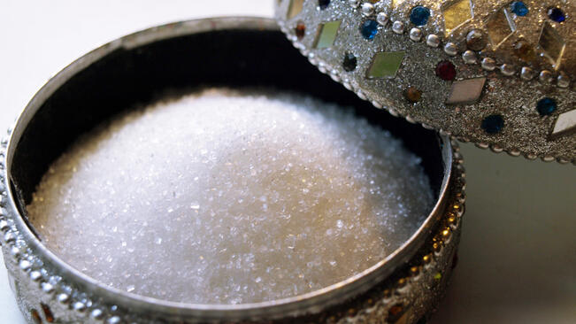 Промяна на ДДС за рискови стоки искат преработвателите на захар