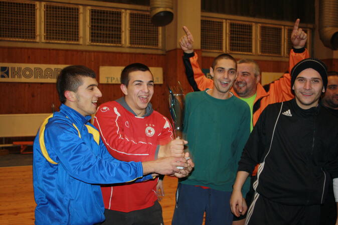Кесаревци спечелиха купата на футболния турнир