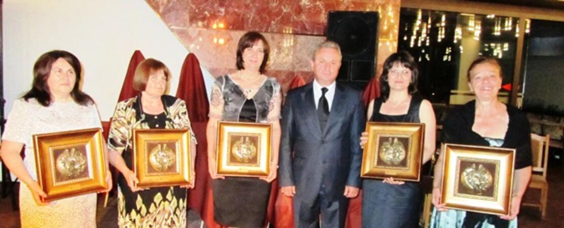 Признания и награди за учители от Ловеч