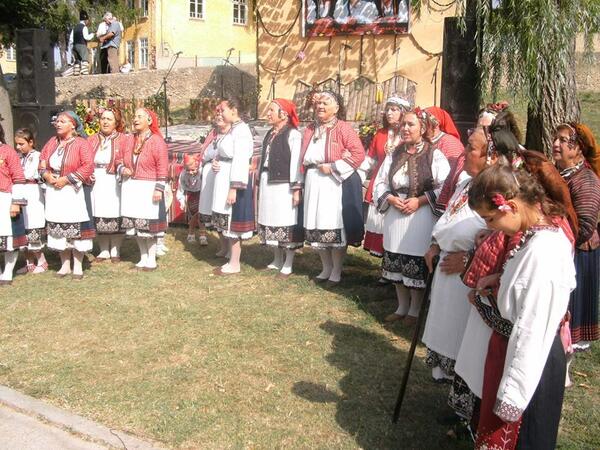 Над 600 самодейци пяха и танцуваха в с. Писарево