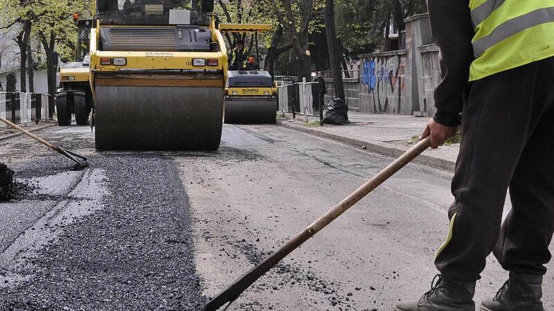 Довършителни ремонти на улици във В. Търново