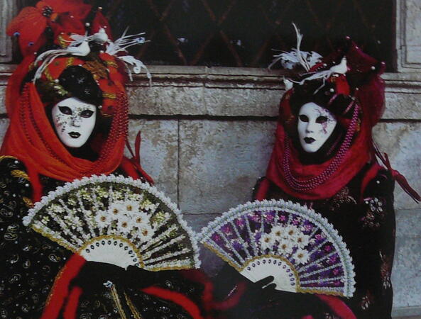 Венециански маски 