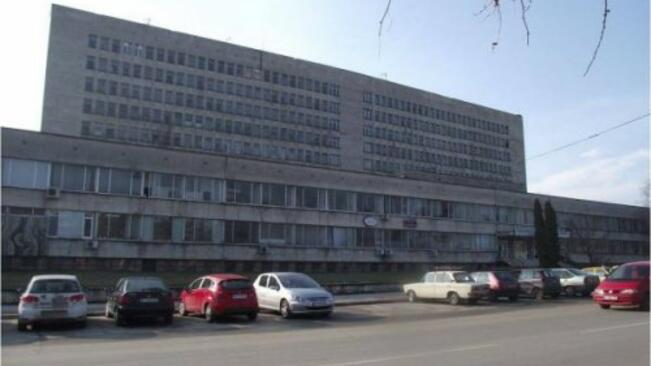 Болницата в Свищов получи 25 бона