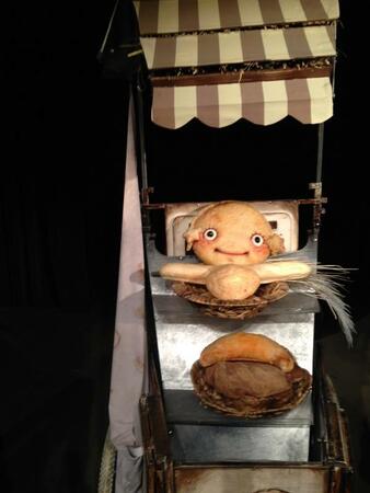 "Житената питка" ще замесят на сцената на Куклен театър ВЕСЕЛ