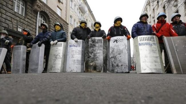 Украинският парламент отстрани Янукович