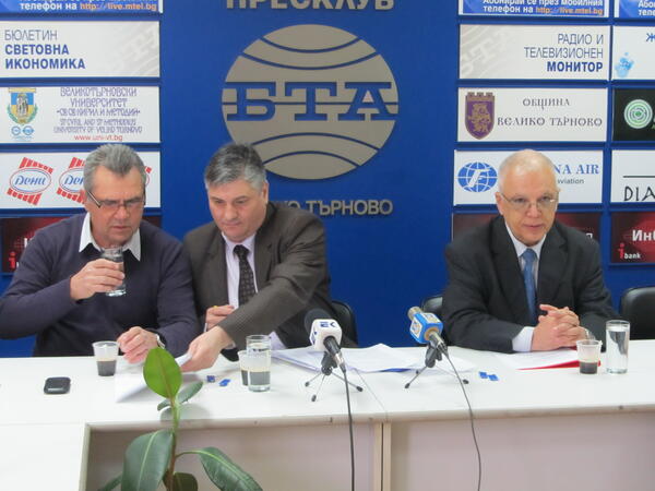 Проф. Стоян Буров е новият кандидат за ректор на ВТУ
