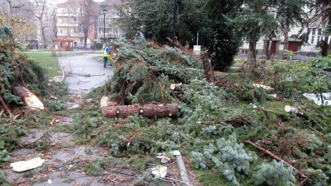 Отбелязват годишнината от урагана в Габрово с молебен