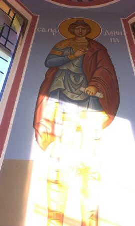 С нова утвар храм посреща Великден