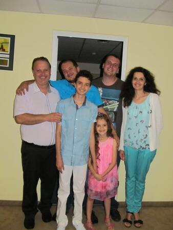 Най-пеещото семейство в Търново - Тони, Деси и Светльо