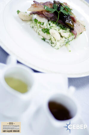 Да хапнем: Бобена салата с праз лук, люта чушка и запечена сланинка + ВИДЕО