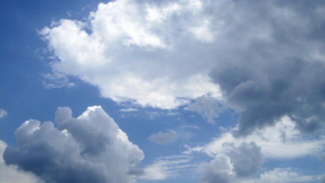 Облачно ще бъде над страната