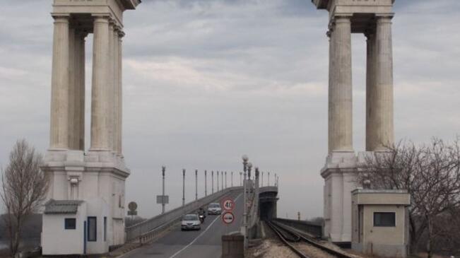 Плащаме пътни и винетни такси на ГКПП-Дунав мост с карта
