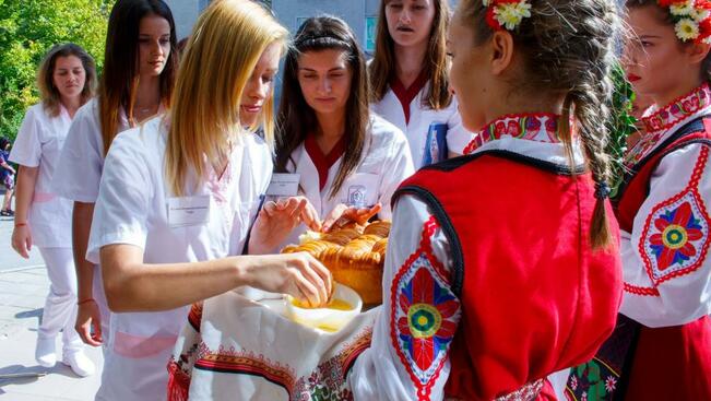 Откриха академичната година в Шуменския медицински филиал 