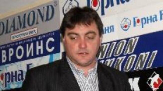 Марек взима двама мароканци