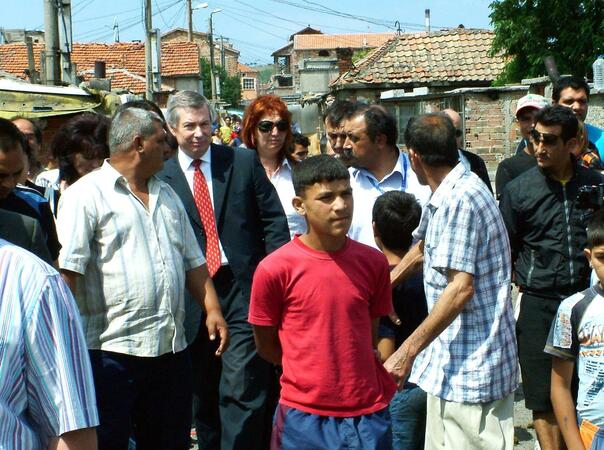 „Разделяй и владей“ в български вариант