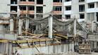 Събарят незаконни сгради в комплекс „Елдород“