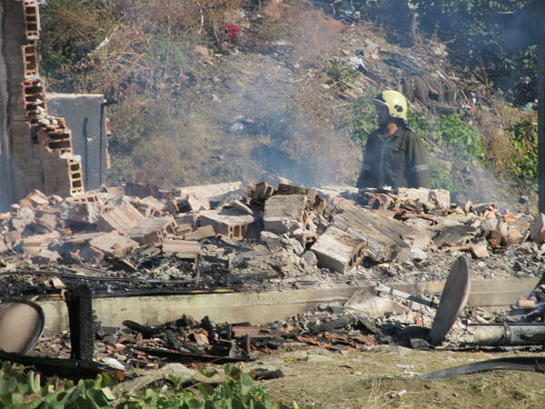 Изгоряха дървени бараки на "Картала"
