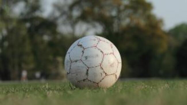 Две победи и една загуба за габровските отбори