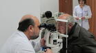 Изследват за глаукома с последно поколение апарат