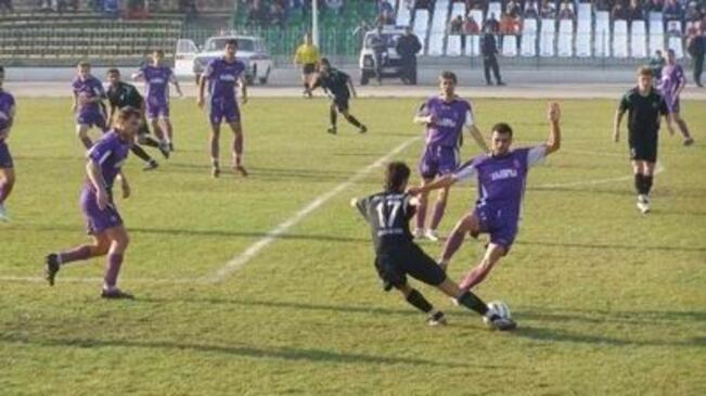 Етър привлече юношески национал