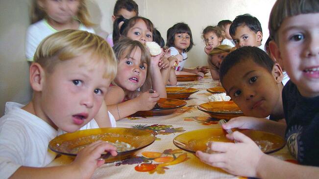 Нарушения в храненето на децата са установили от РЗИ - Ловеч
