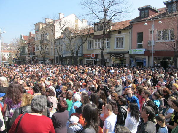 Обявиха новите почетни граждани на Велико Търново
