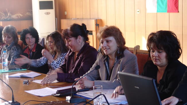 Доклад за социалната стретегия обсъдиха във Велико Търново
