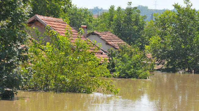 Отпускат 50 милиона лева за възстановяване на щетите след наводненията