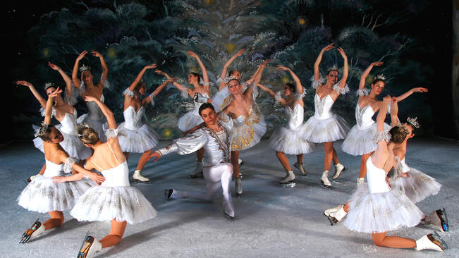 Руският балет на лед с по два спектакъла в три града