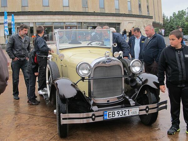 Най-интересните ретро автомобили се събраха в Габрово