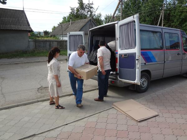 Русе дари 500 книги не бесарабските българи в Тараклия
