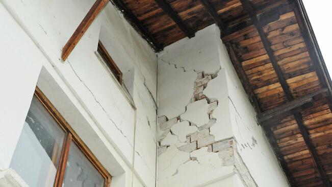 Без данъчни оценки за обезщетения след земетресението в Перник