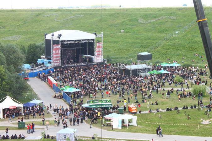 Вижте калното пого на Loud Festival