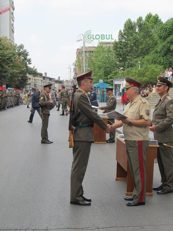 Първи военни звания присвоиха на тържествен ритуал

