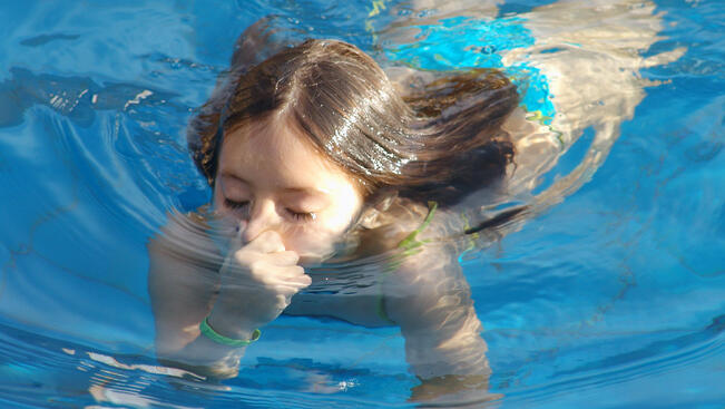 Състезание за малки плувци подготвят в Червен бряг
