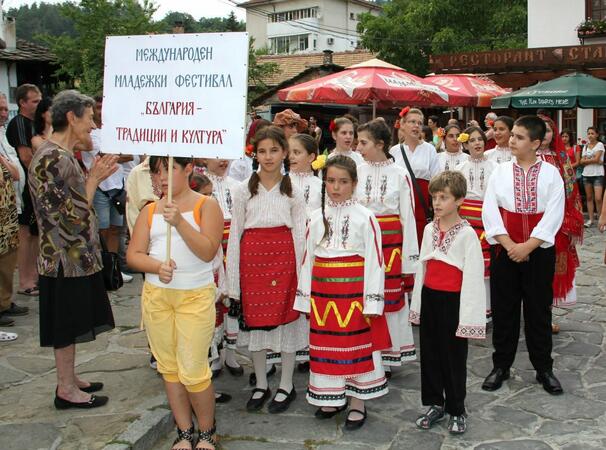 Дряново и Трявна посрещнаха талантливи българи от целия свят
