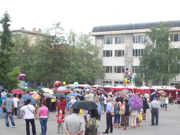 Традиционни занаяти показват в Стражица