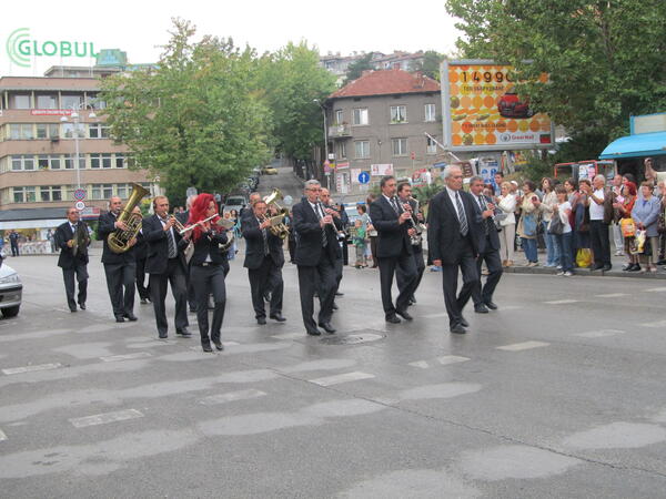 Официално бе открит Фестивалът на военните оркестри