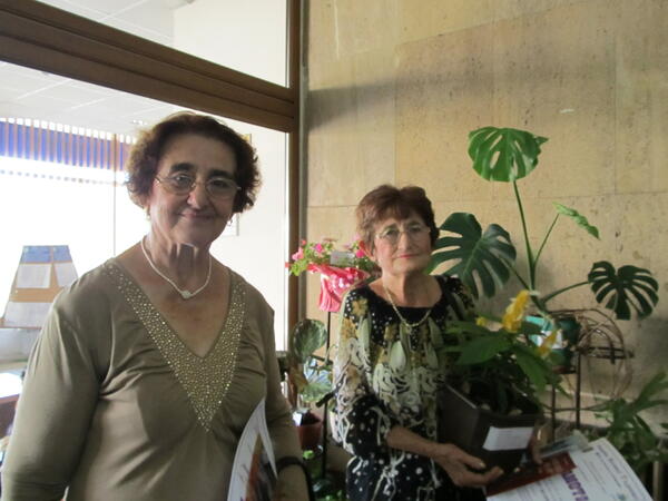 С изложба на цветя отбелязват Международния ден на старите хора 
