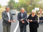 Прерязаха лентата на три ремонтирани участъка 
