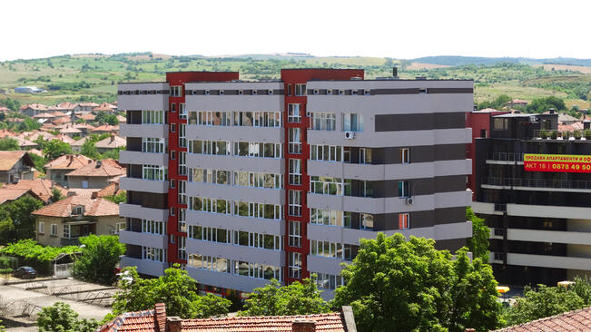 Първият саниран блок по националната програма за област Ловеч е в Луковит
