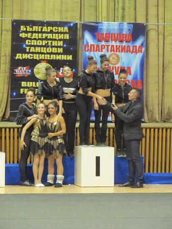 Първи победители в спартакиадата "Търновска царица"
